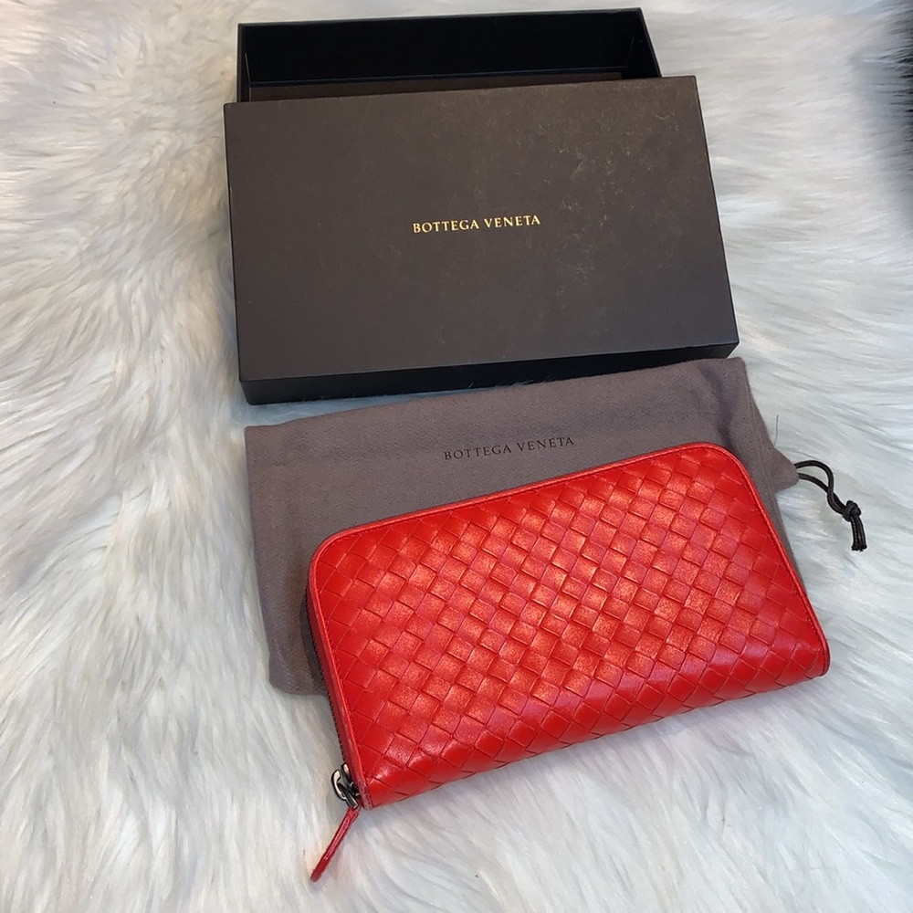 Bottega Venetta Red Intrecciato Woven Nappa Leather Zip Around Wallet